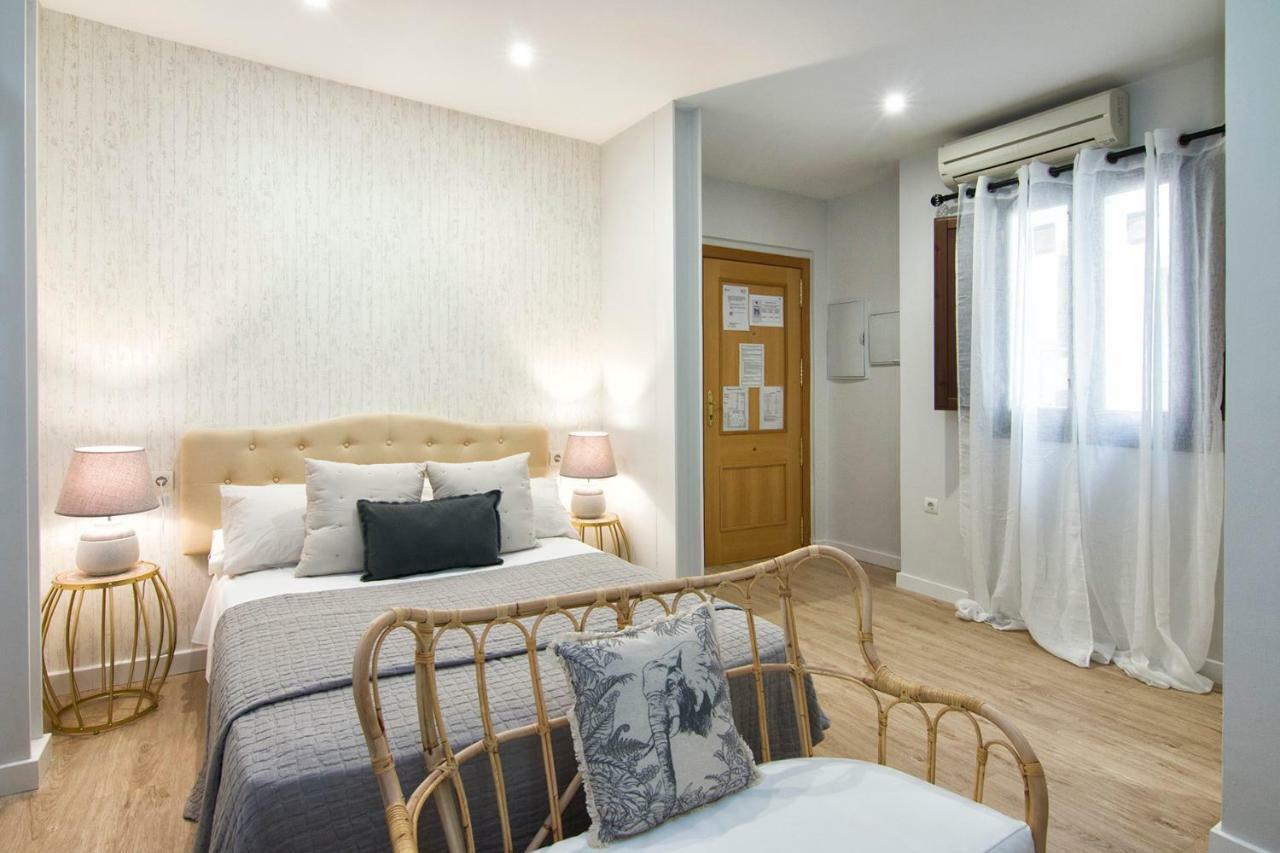 Apartamentos Los Lobos Granada Eksteriør billede